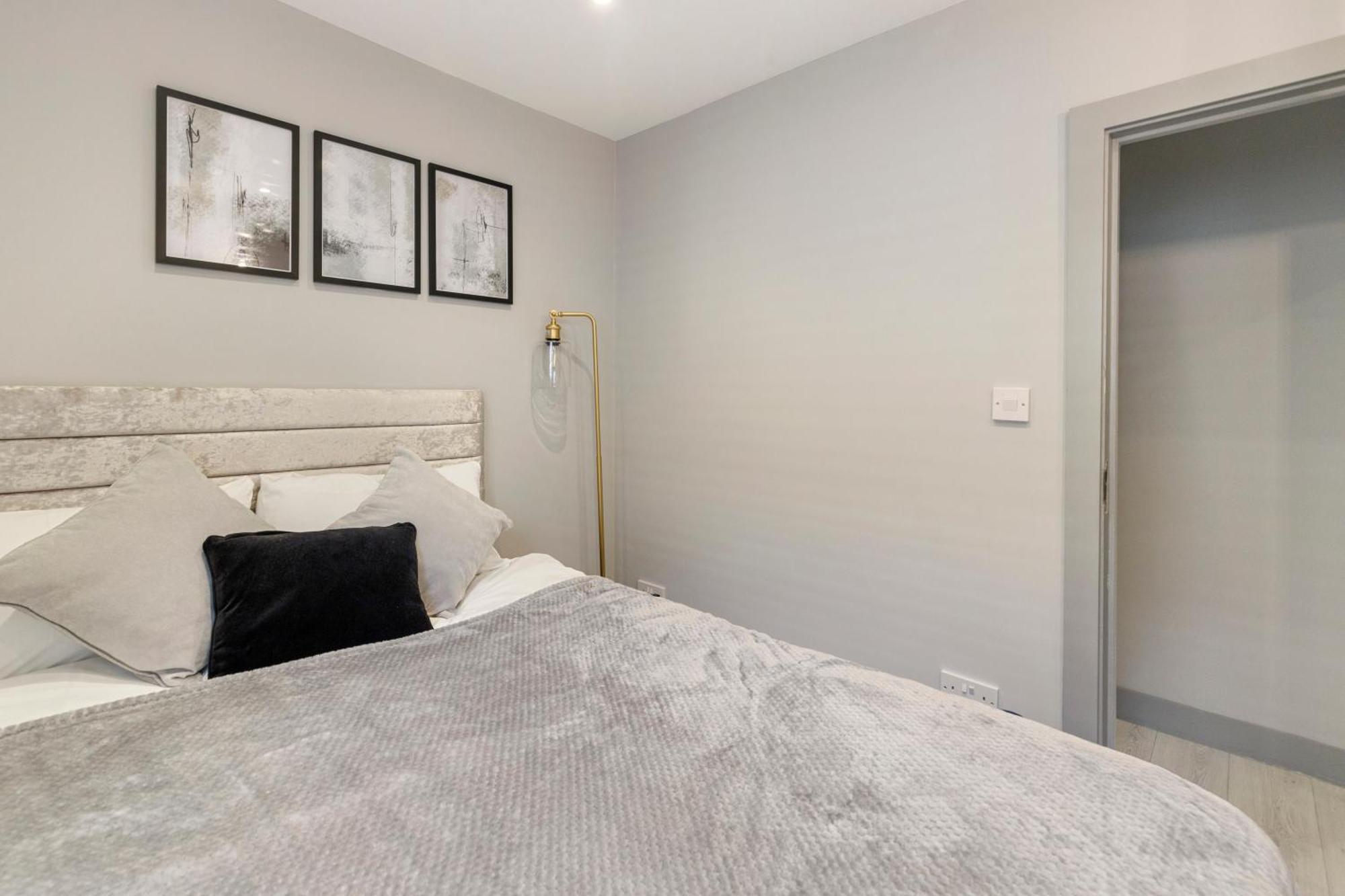 Wembley Luxury 3 Bedroom Londres Extérieur photo