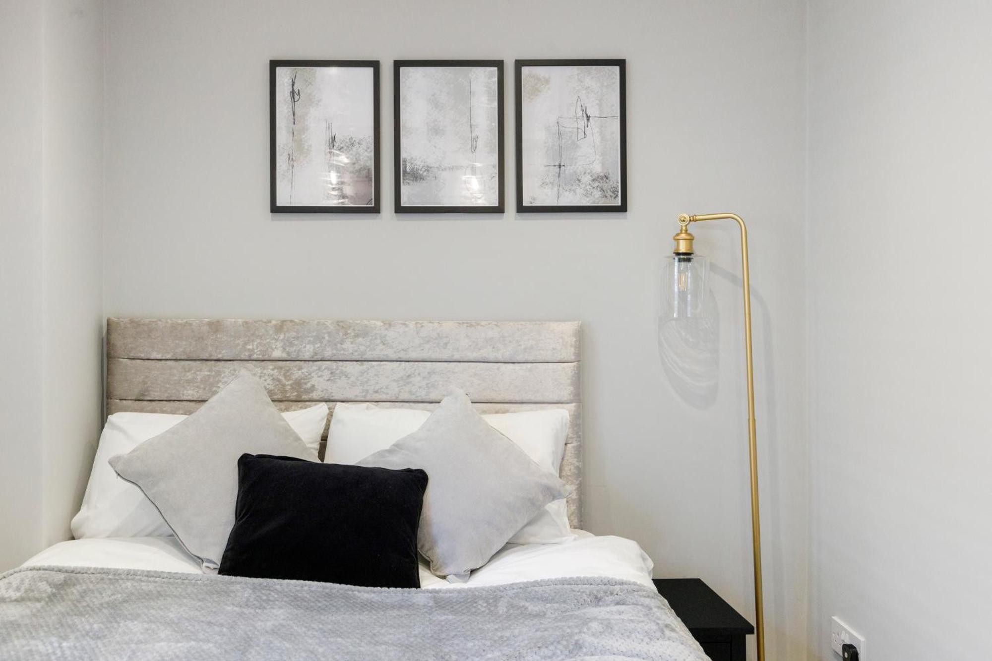 Wembley Luxury 3 Bedroom Londres Extérieur photo